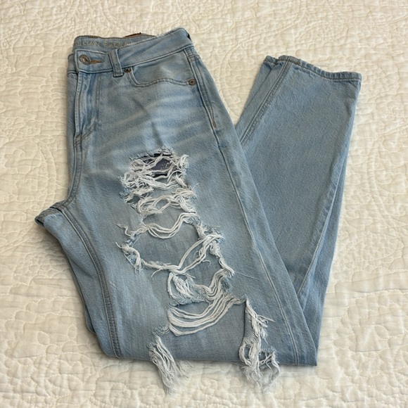 American Eagle mom jeans. Size 0. Regular length. - Picture 14 of 16